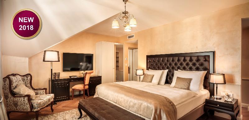 - Liburnia Hotel